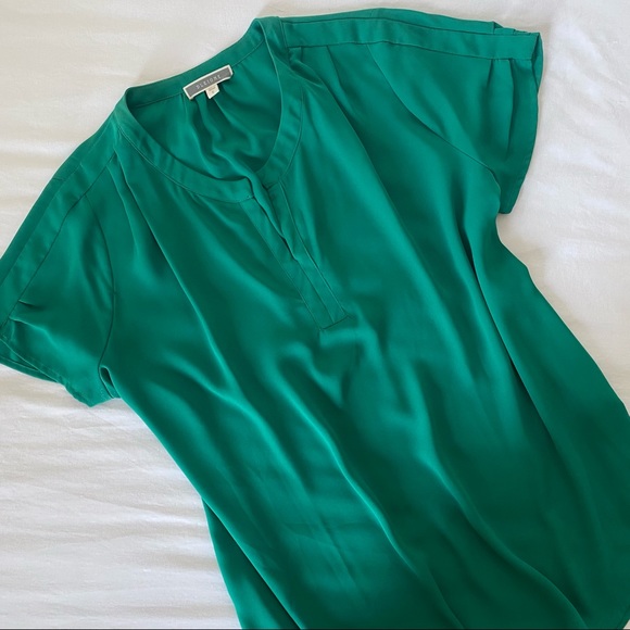 Pleione Green Blouse - Picture 3 of 8